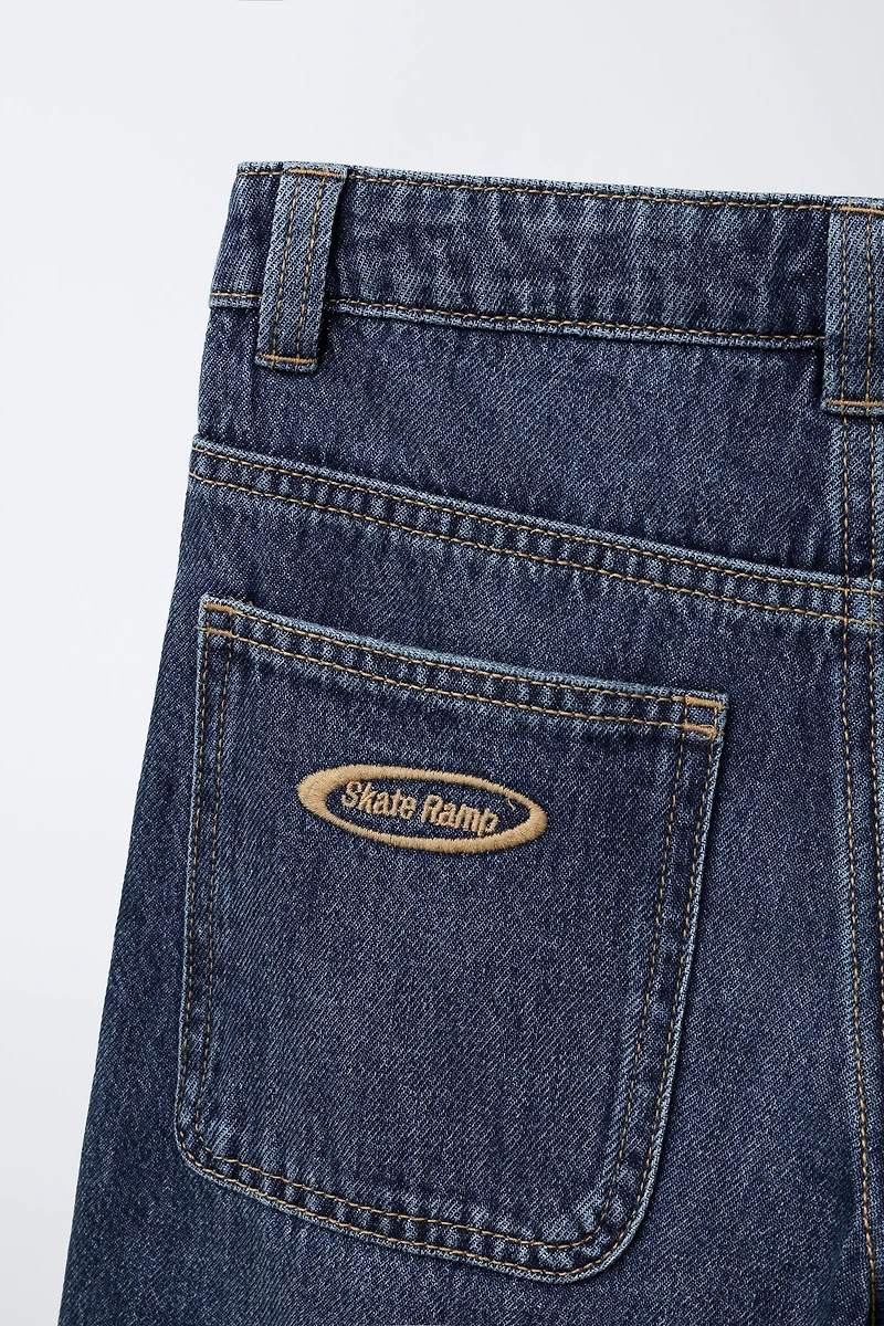 BERMUDA EN DENIM COUPE WIDE