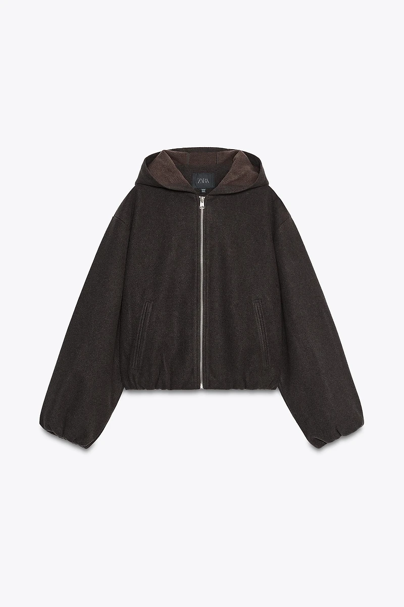 BLOUSON À CAPUCHE ET BAS ÉLASTIQUE