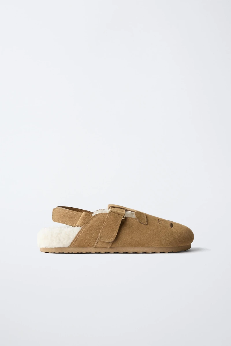 ANIMAL PRINT LEATHER CLOGS