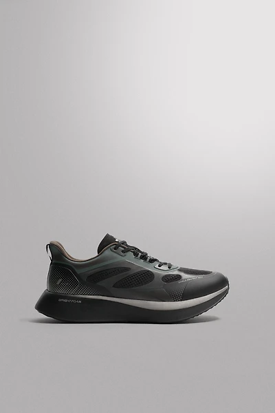 RUNNING SNEAKERS
