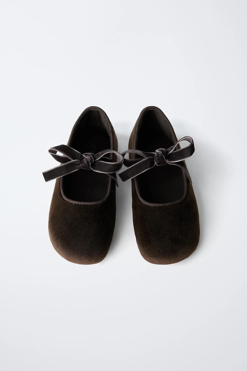 BALLET FLATS WITH BOW