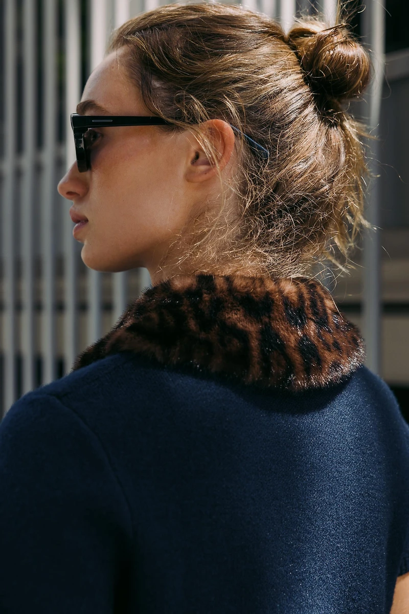 VESTE EN MAILLE COL IMPRIMÉ ANIMAL