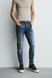 RIPPED SKINNY FIT JEANS
