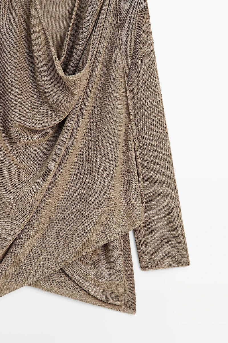 Total look draped knit cape cardigan