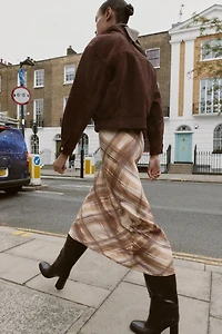 JUPE MI-LONGUE SATINÉE