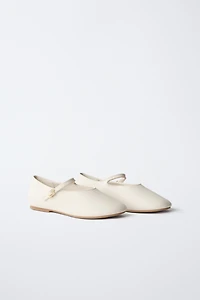 BUCKLE BALLET FLATS