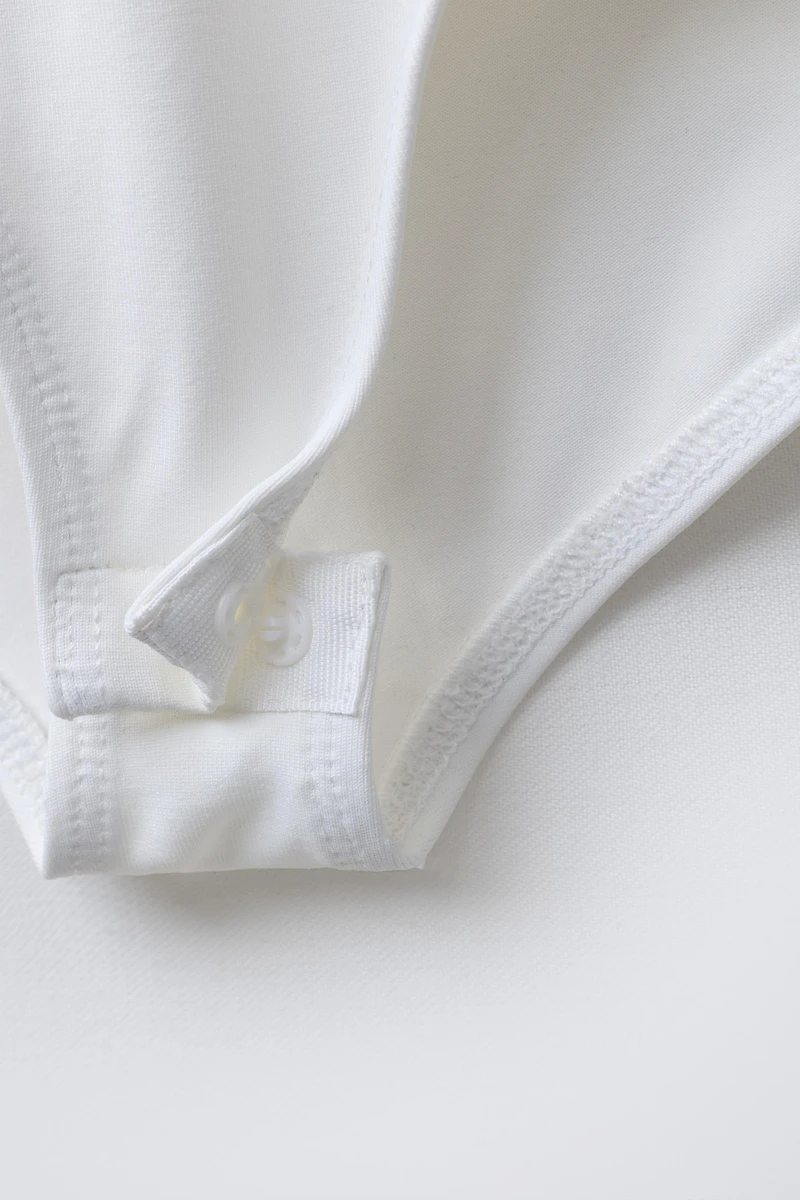 BODY POLIAMIDE CUT OUT