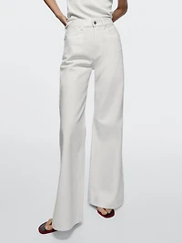High-waist flare fit jeans