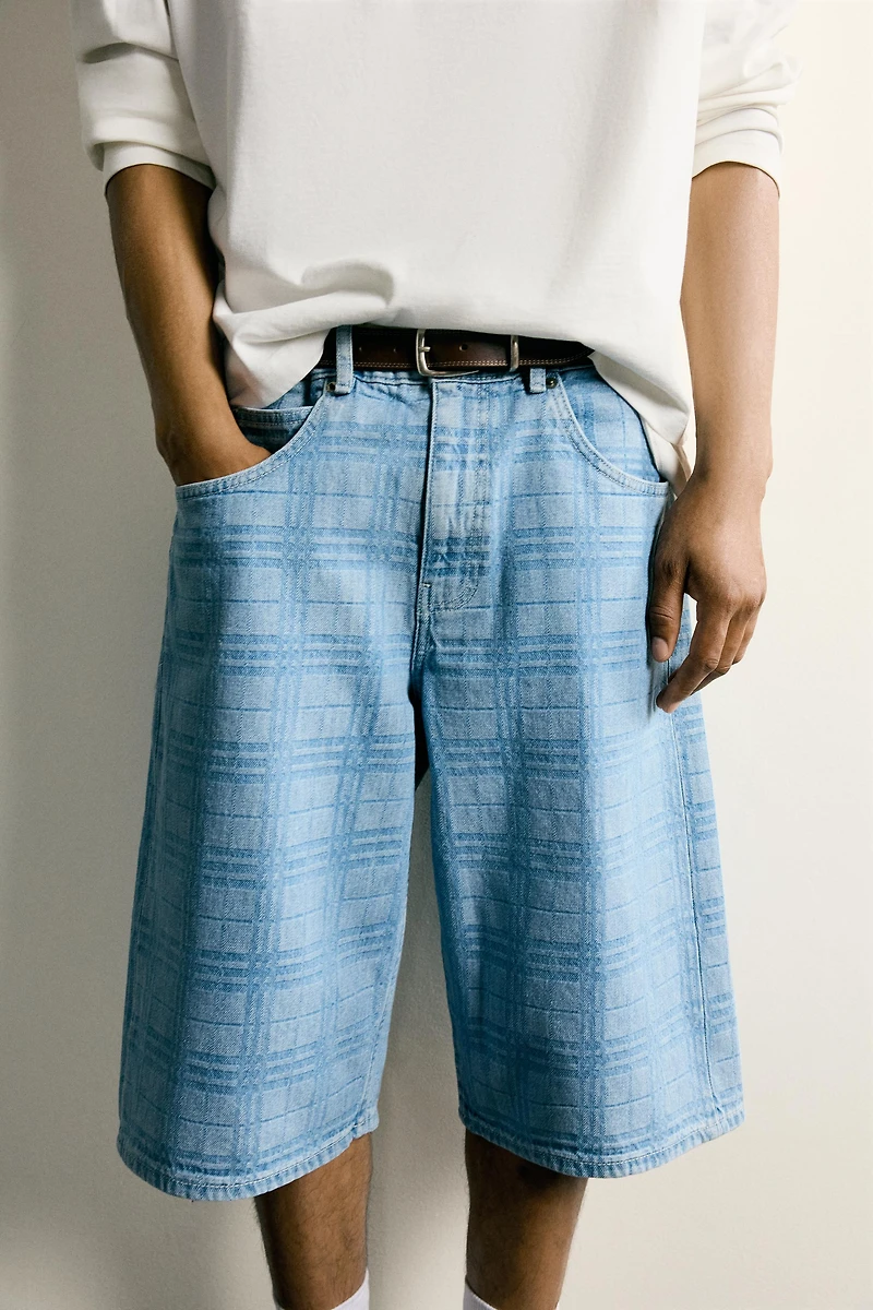 PRINTED WASHED DENIM JORTS