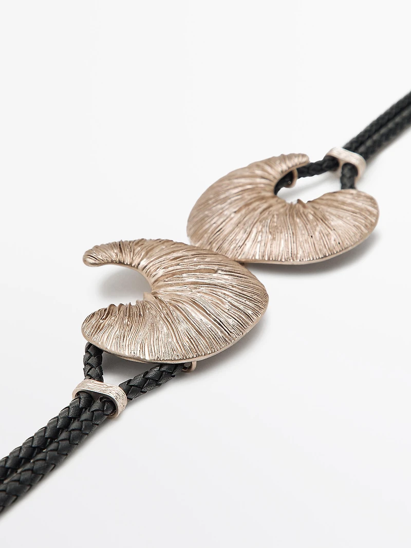 Ceinture en cuir avec boucle fossile