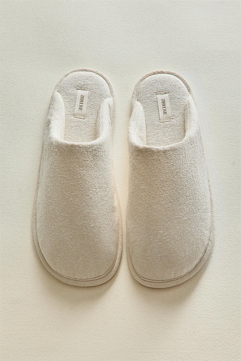 JACQUARD MULE SLIPPERS