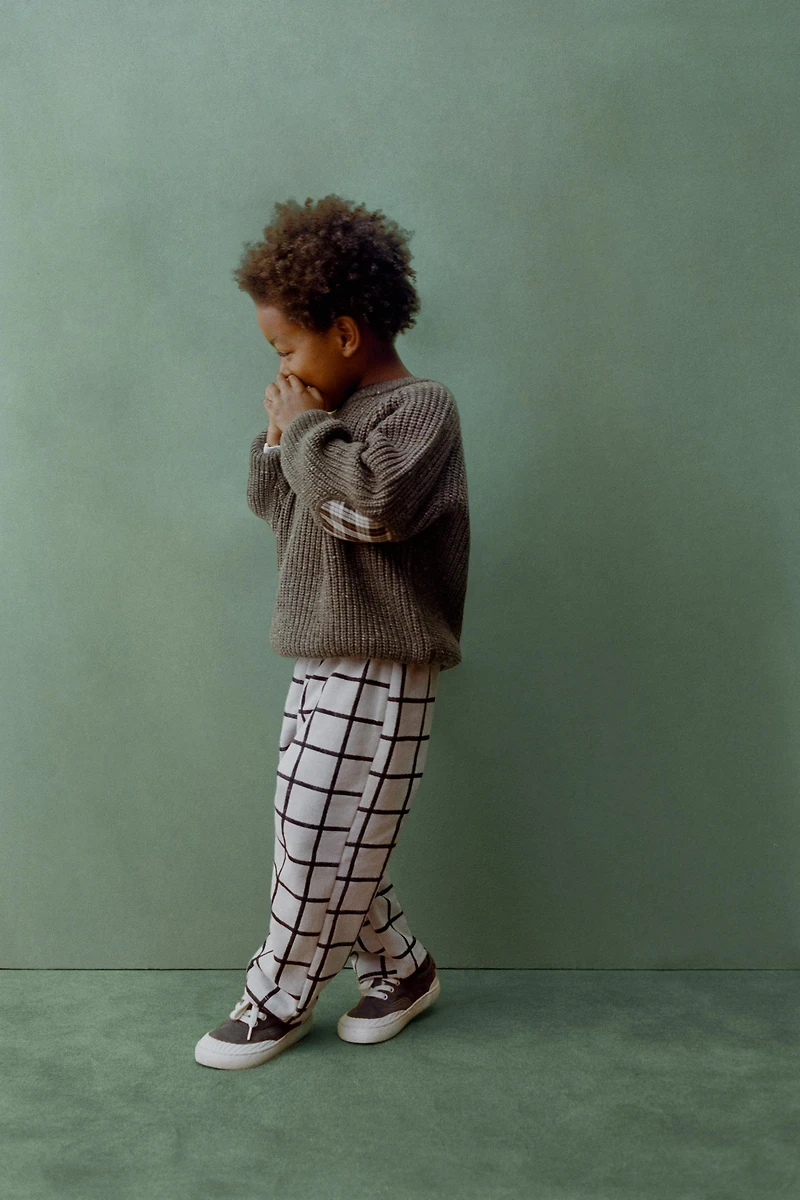 CHUNKY KNIT SWEATER WITH ELBOW PATCHES