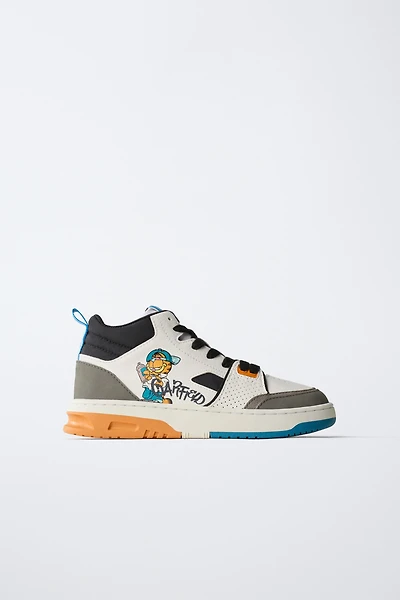 GARFIELD © PAWS INC HIGH TOP SNEAKERS