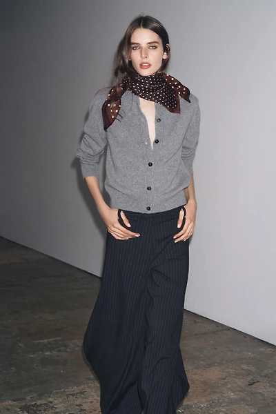DOT PRINT SCARF