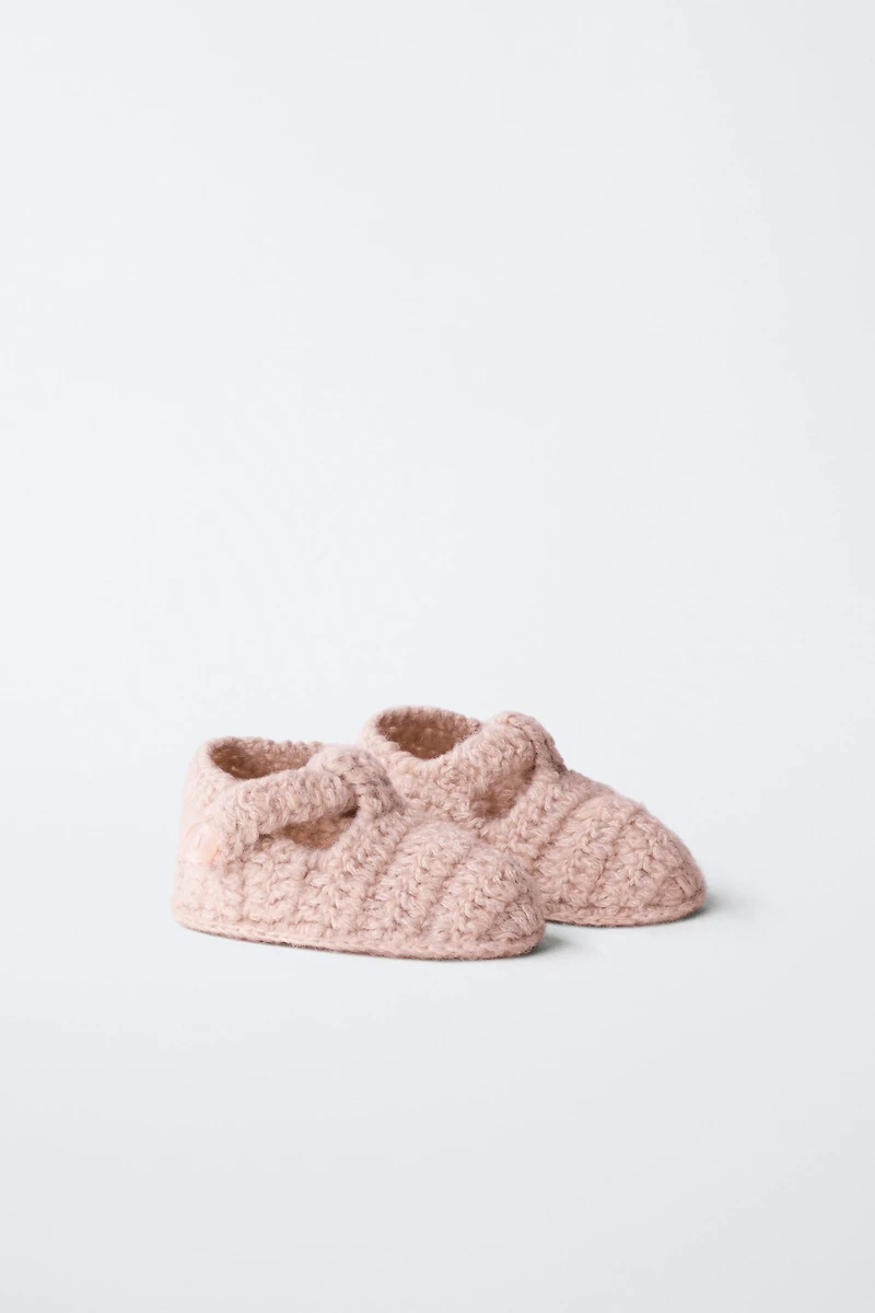 SANDAL-STYLE BOOTIES