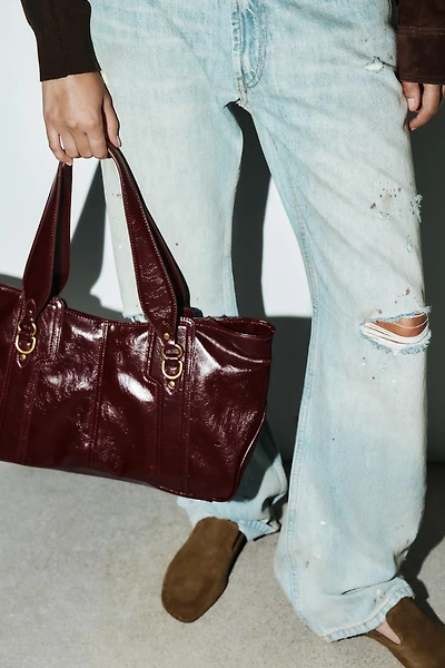 METAL DETAIL SHOULDER BAG