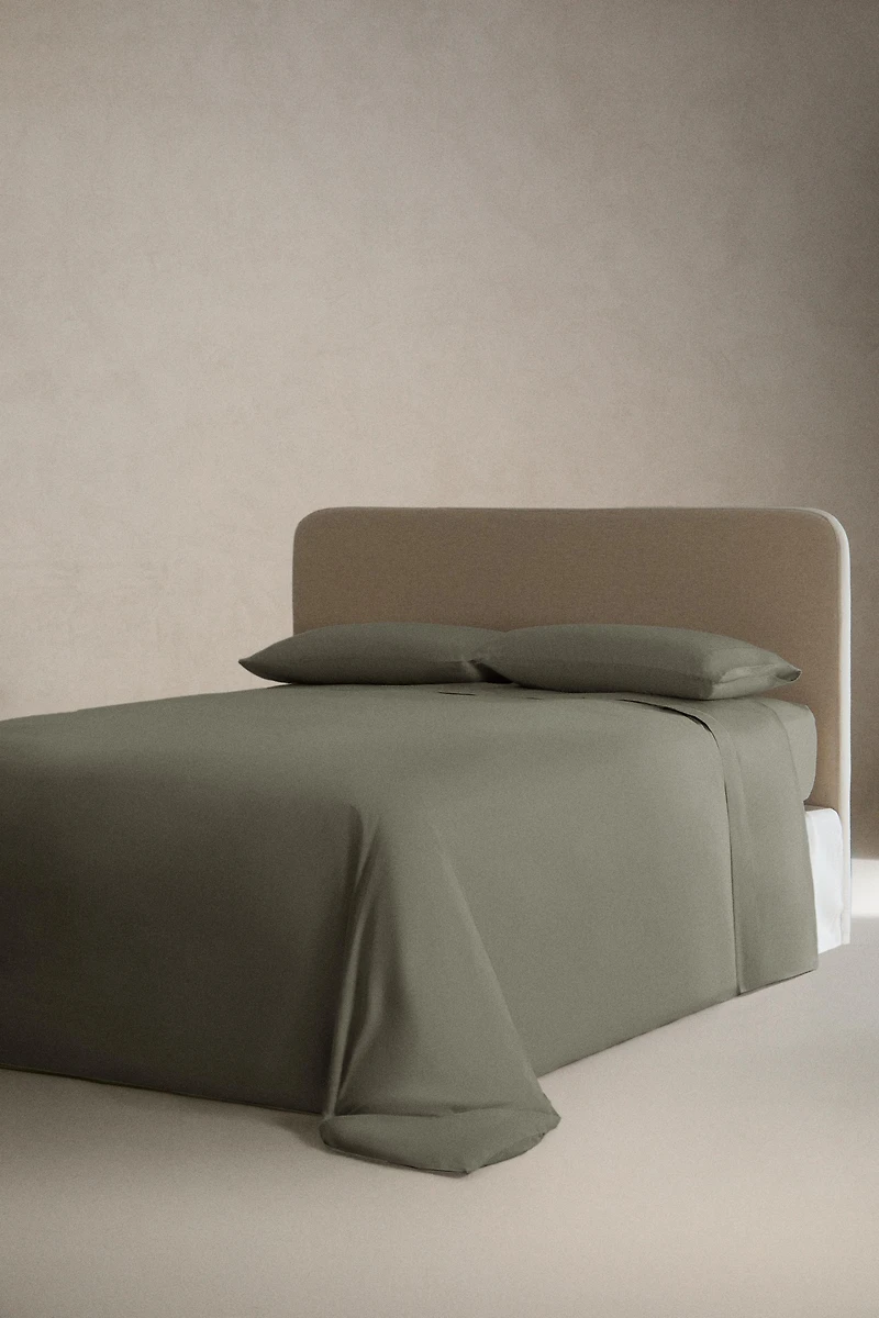 SATEEN FITTED SHEET | 15.7" THICK (300 THREAD COUNT)