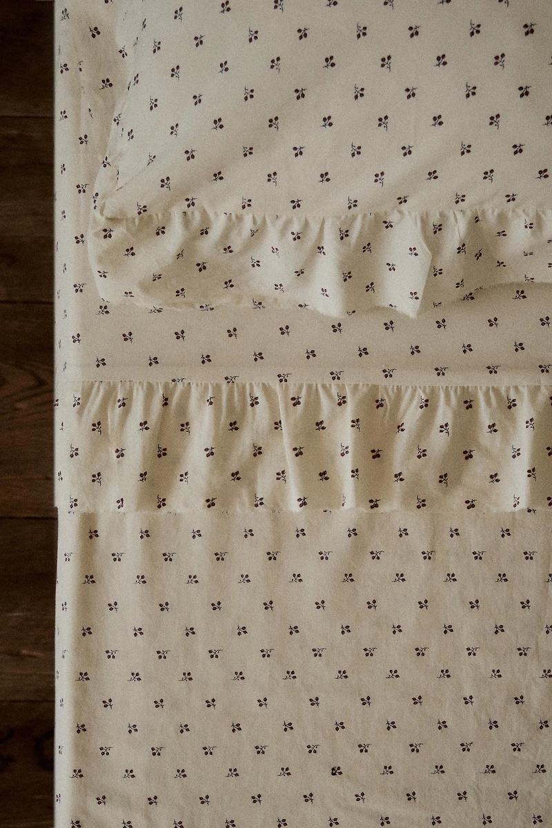 CHILDREN'S FLORAL PRINT FLAT SHEET WITH RUFFLE