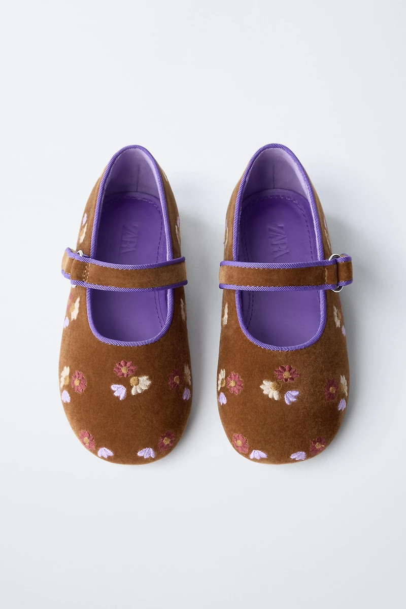 EMBROIDERED BALLET FLATS