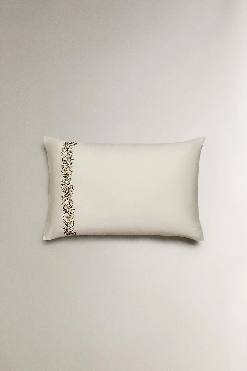 SATEEN PILLOWCASE WITH EMBROIDERED LEAVES