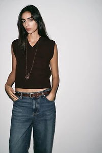 BASIC KNIT SWEATER VEST