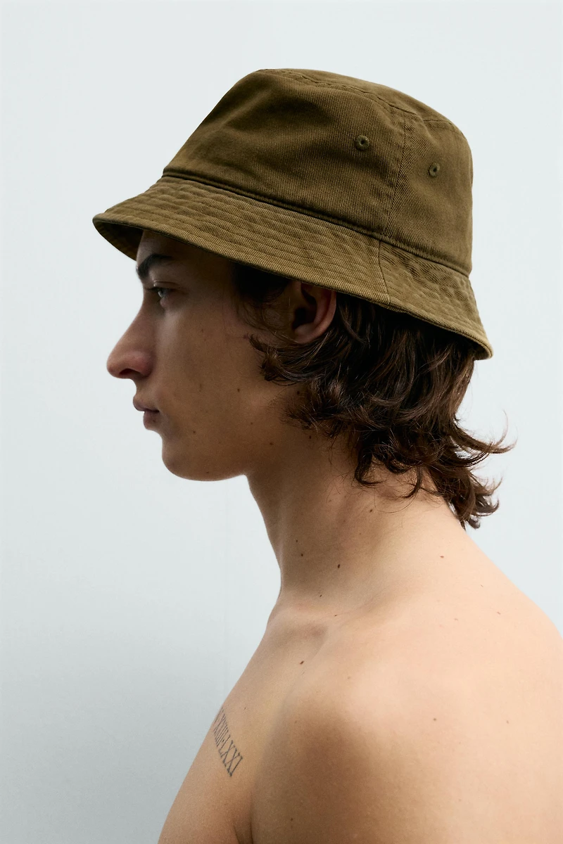 WASHED BUCKET HAT