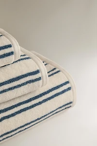 BATH TOWEL WITH DOUBLE CONTRAST STRIPE