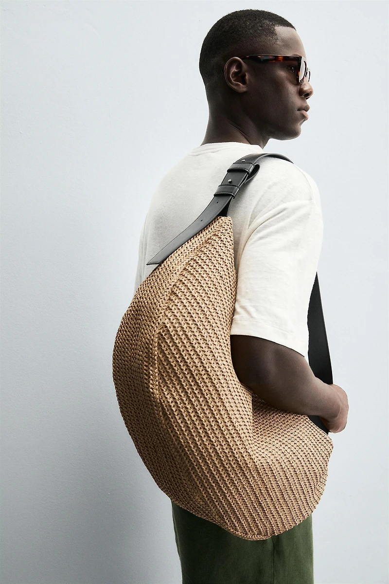 WOVEN SHOULDER BAG