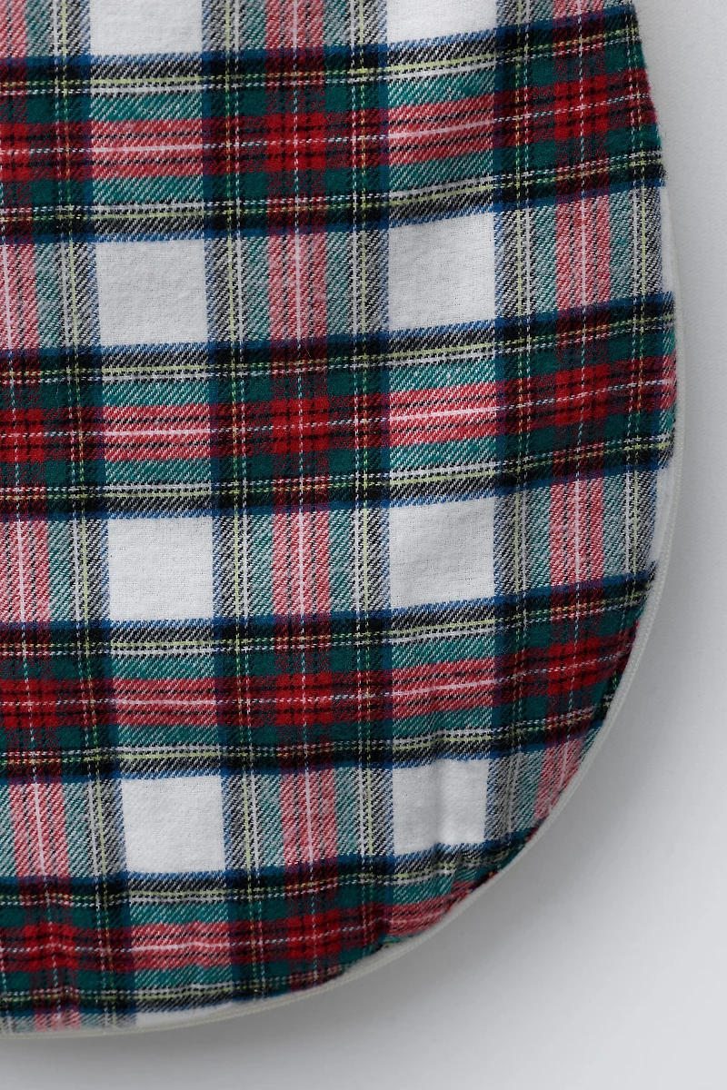 PLAID FLANNEL SLEEPING BAG