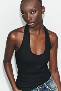 CREPE HALTER TOP