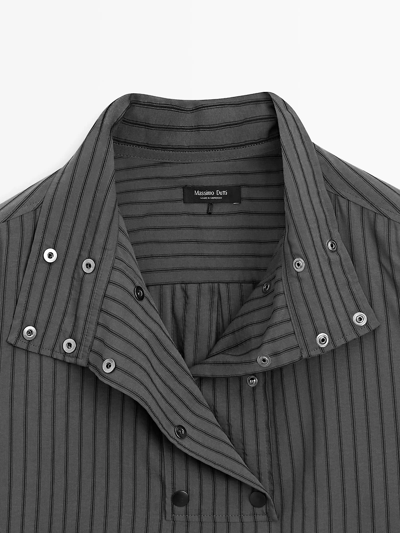Chemise fluide rayée avec détail au col