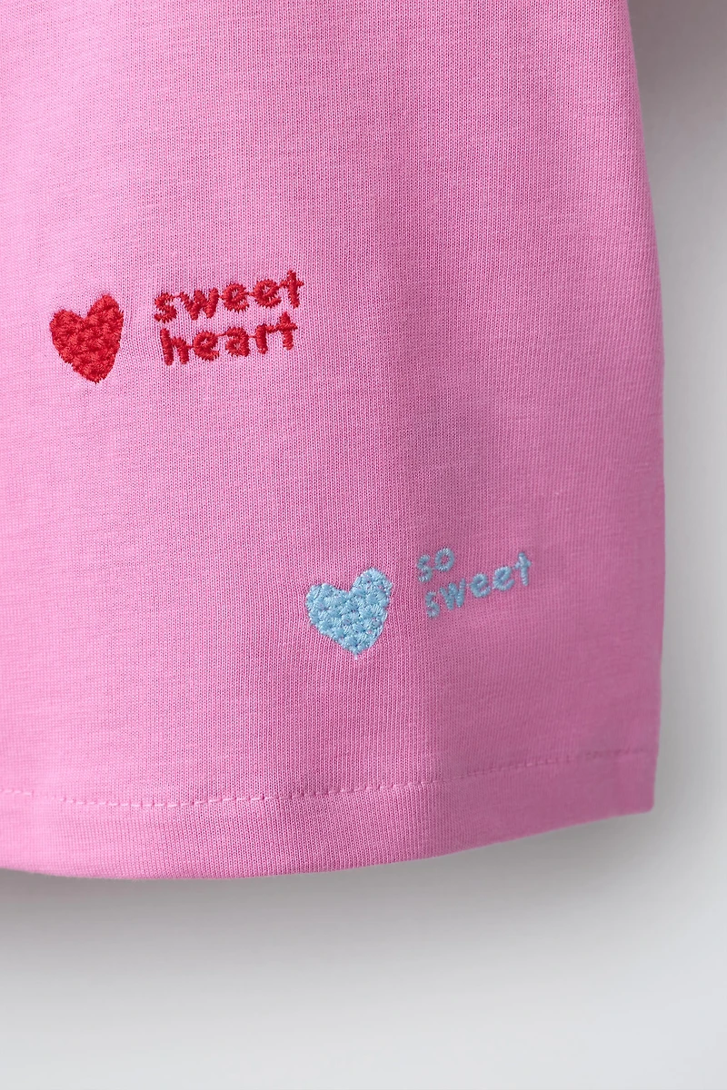 EMBROIDERED T-SHIRT