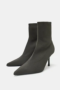 FABRIC ANKLE BOOT