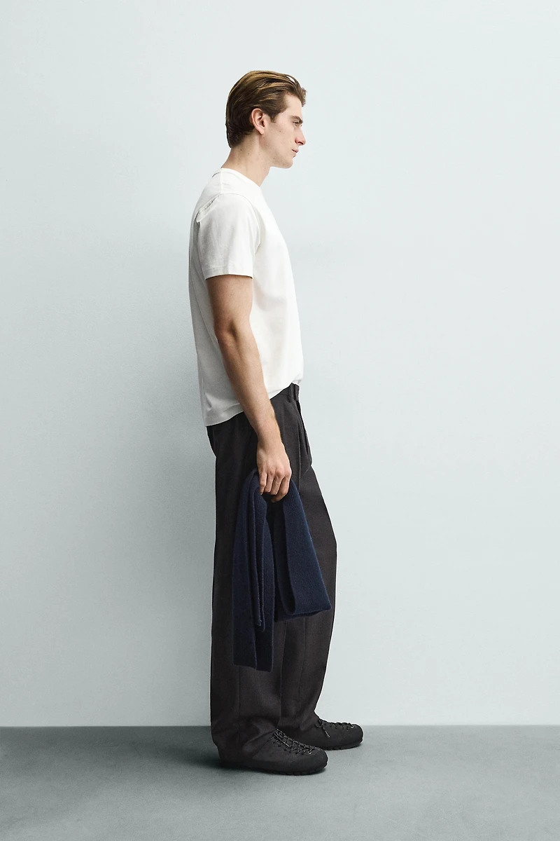 BASIC MEDIUM WEIGHT T-SHIRT