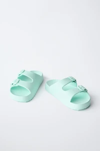 SANDALES À BOUCLES GOMMÉES