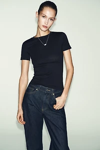 MINIMAL SHORT SLEEVE T-SHIRT