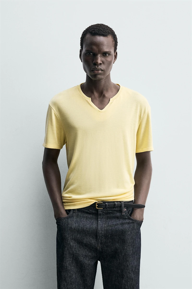 OPEN HENLEY NECK T-SHIRT
