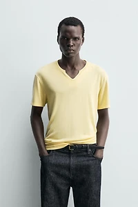 OPEN HENLEY NECK T-SHIRT