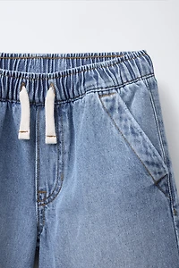 BERMUDA EN JEAN AMPLE