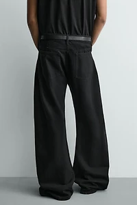 BARREL FIT ZIPPERED JEANS