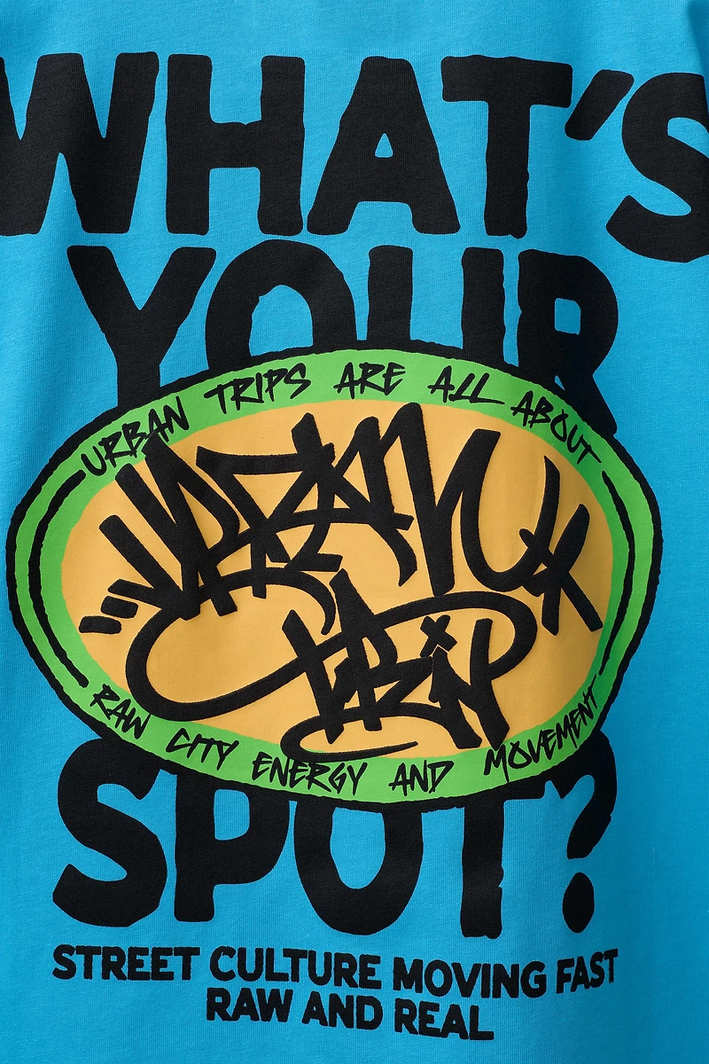 GRAFFITI PRINT T-SHIRT