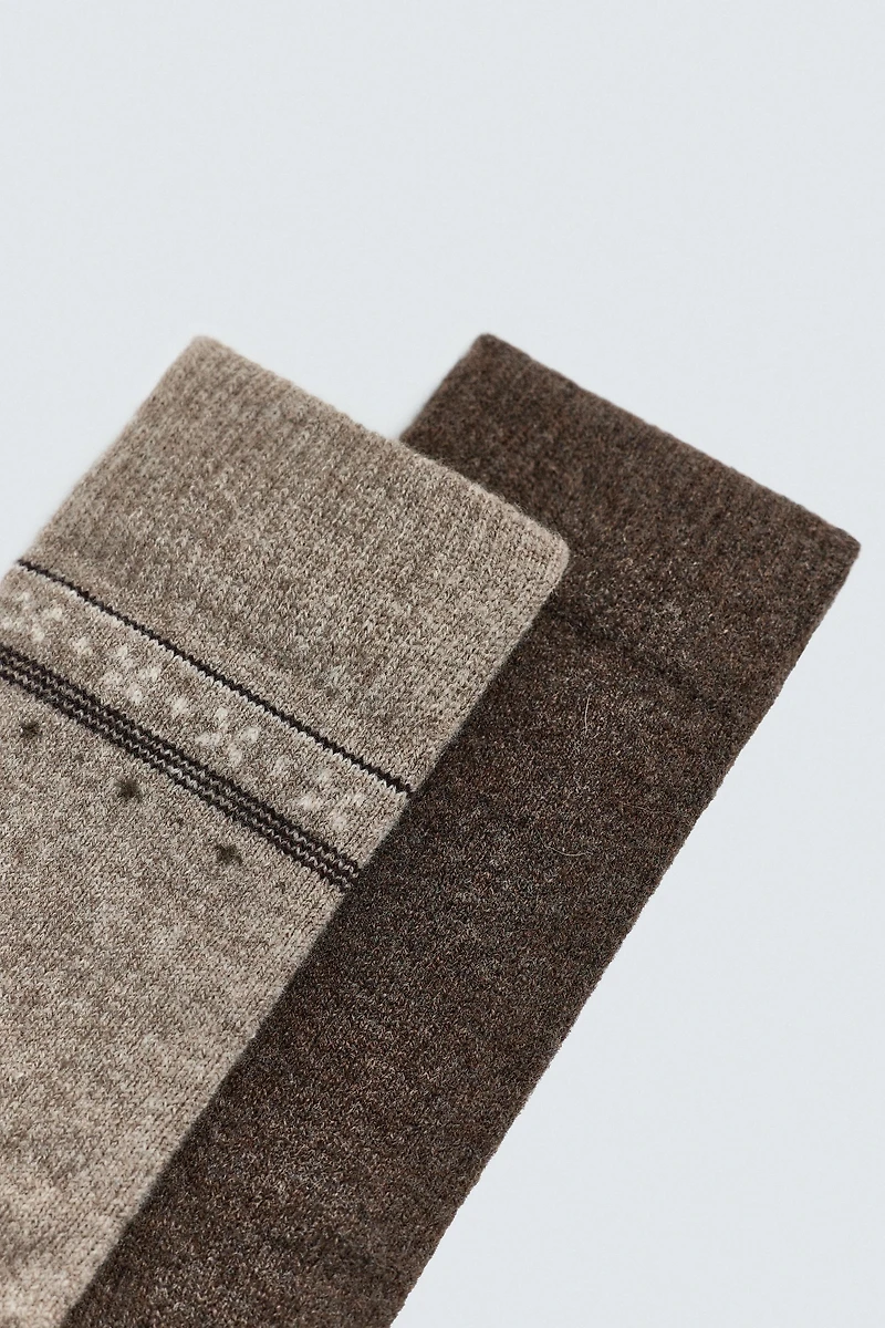 PACK OF 2 COMBINED SOCKS