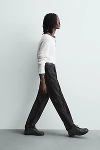 FLOCKED STRAIGHT FIT JEANS