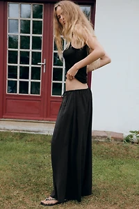 FLOWY DRAWSTRING PALAZZO PANTS