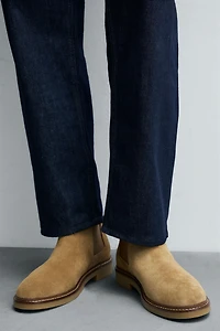 LEATHER CHELSEA BOOTS