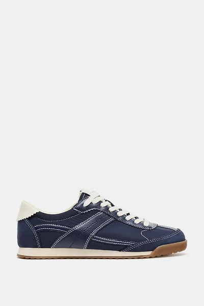 CHARMS ATHLETIC SHOES