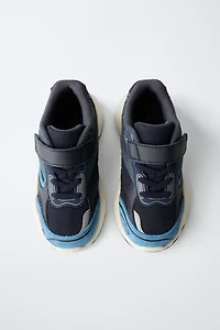 MESH SNEAKERS