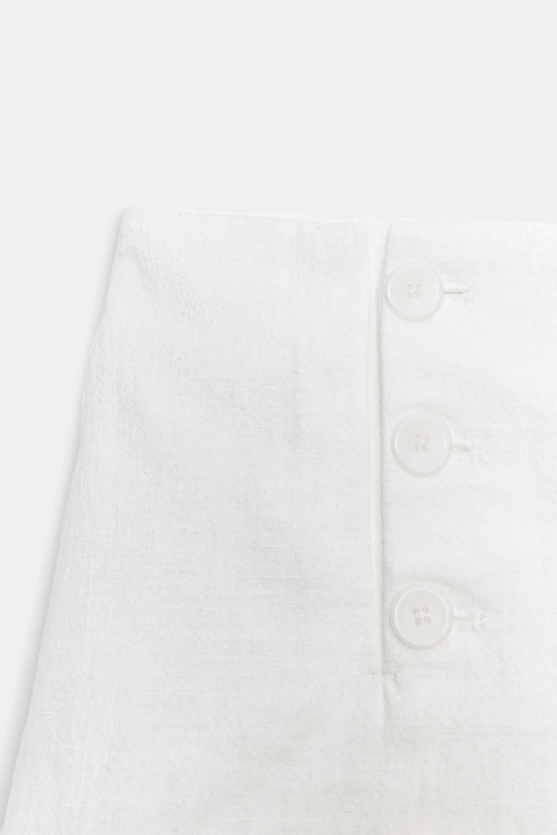 RAMIE BUTTON SHORTS