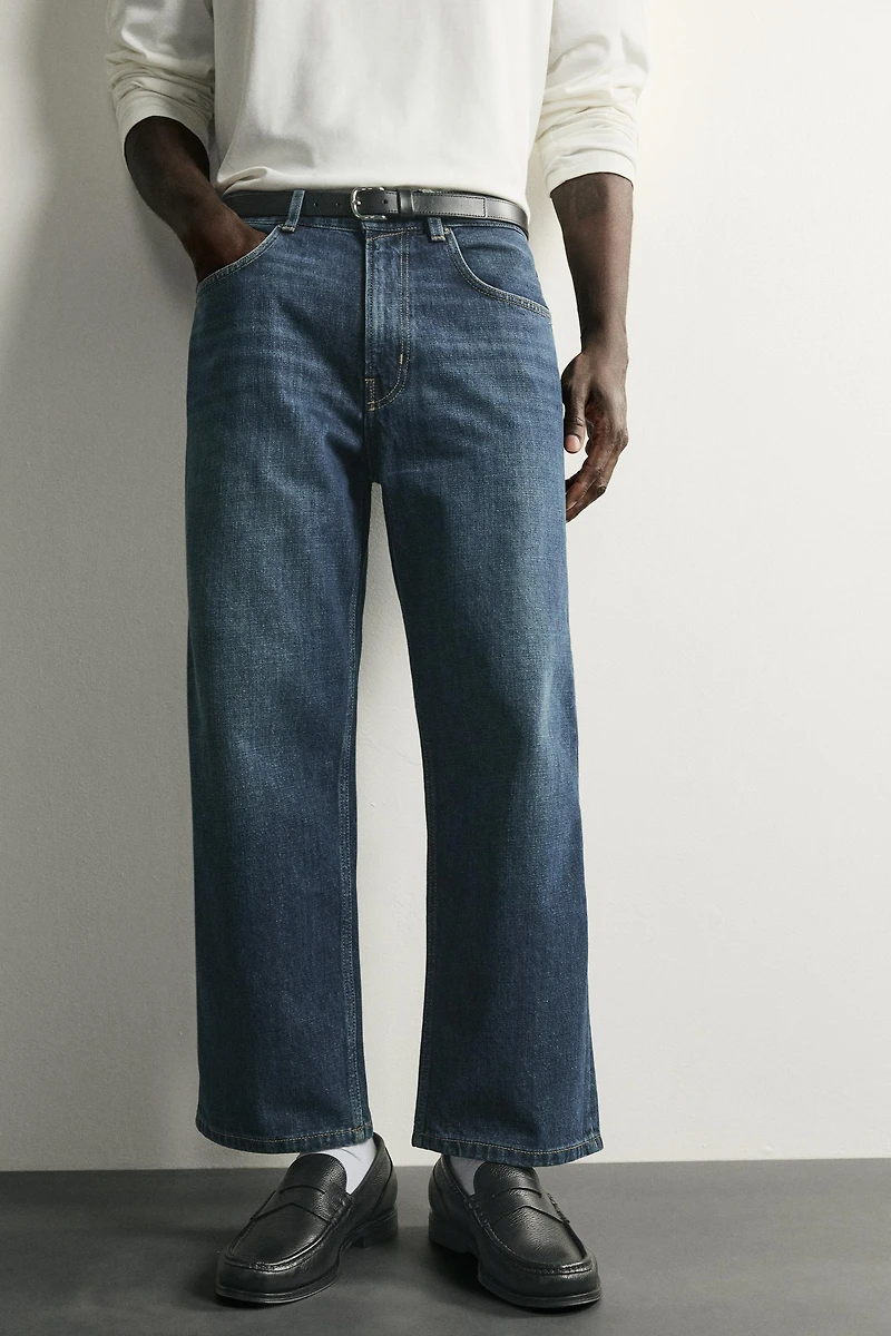 LOOSE FIT CROPPED JEANS