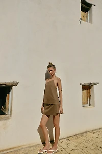 LINEN HALTER TOP WITH BEADS